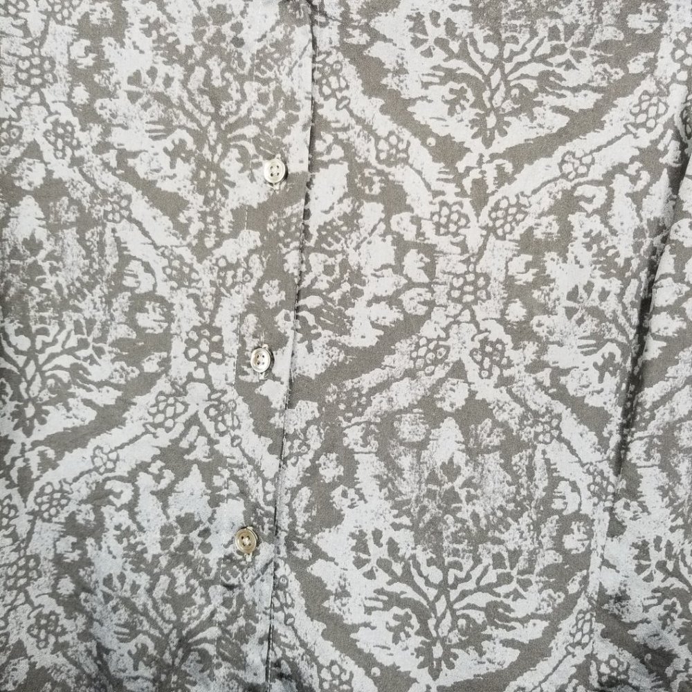 Ann Taylor Dark Gray Button Up Collared Damask Long Sleeve Silk Blouse Size 14 - Picture 3 of 5